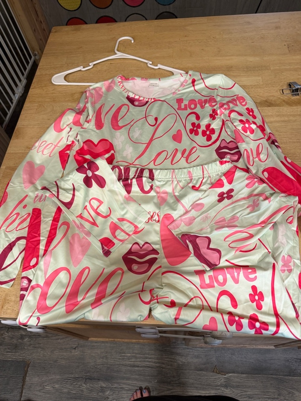 Love Print Pajama Set in Mint and Pink(6)